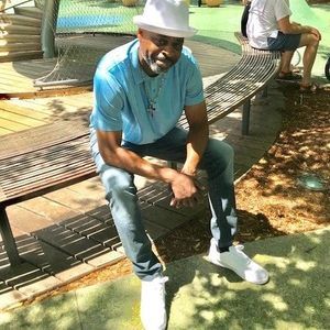 Meet your Posher, Samuel